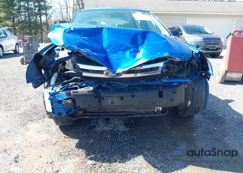 2010 Ford Focus Se z USA, uszkodzony, nr VIN 1FAHP3FN2AW278017